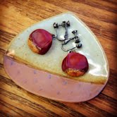 栗のイヤリング